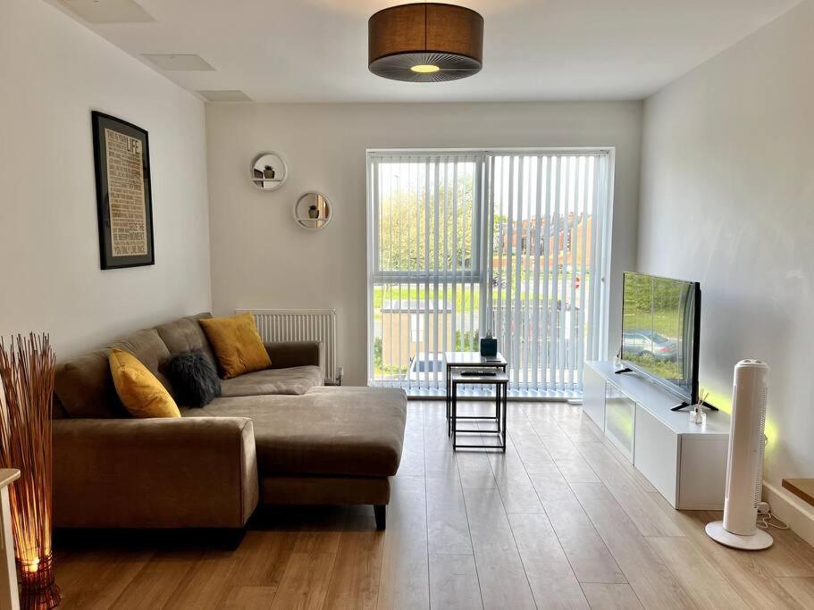 Modern 1 Bedroom Serviced Apartment - Near City Centre Doncaster Exteriör bild